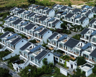 山东民宿养生小镇彩石瓦案例